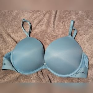 PINK VS Wear Everywhere SUPER Push Up Bra